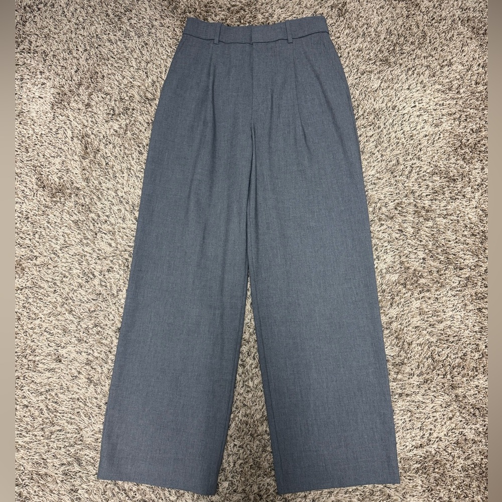 Grey pants Uniqlo